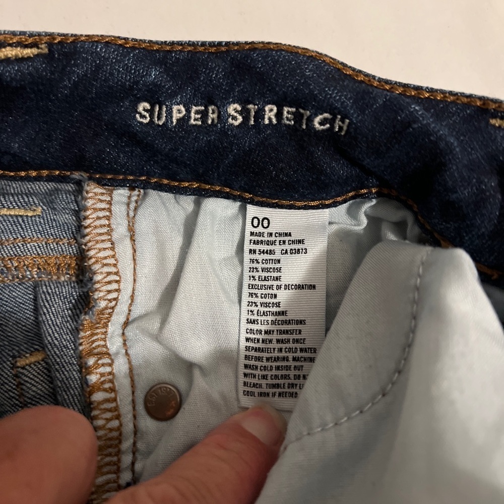 American Eagle Women’s Super Stretch Midi Jean Shorts Size 00 Cut Off - Picture 8 of 8